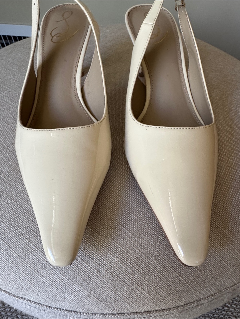 Classic Slingback Pointed-Toe Pumps in Cream -